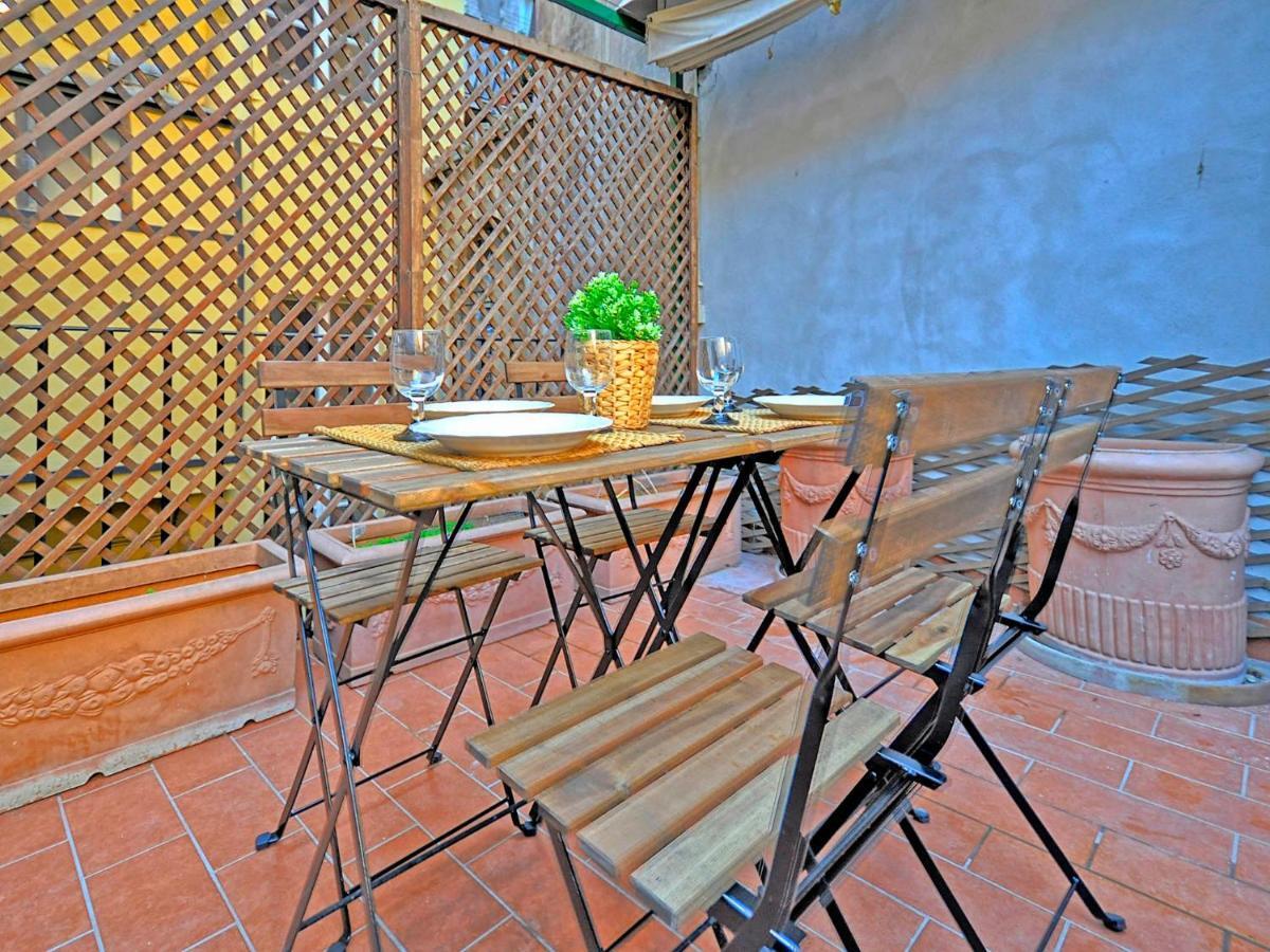 Terrace Governo Vecchio Apartment Rome