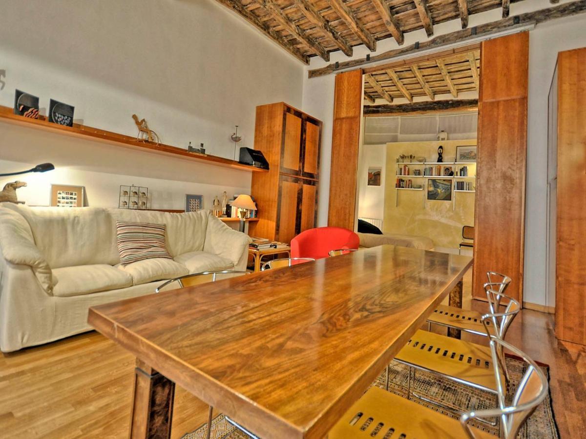 Terrace Governo Vecchio Rome